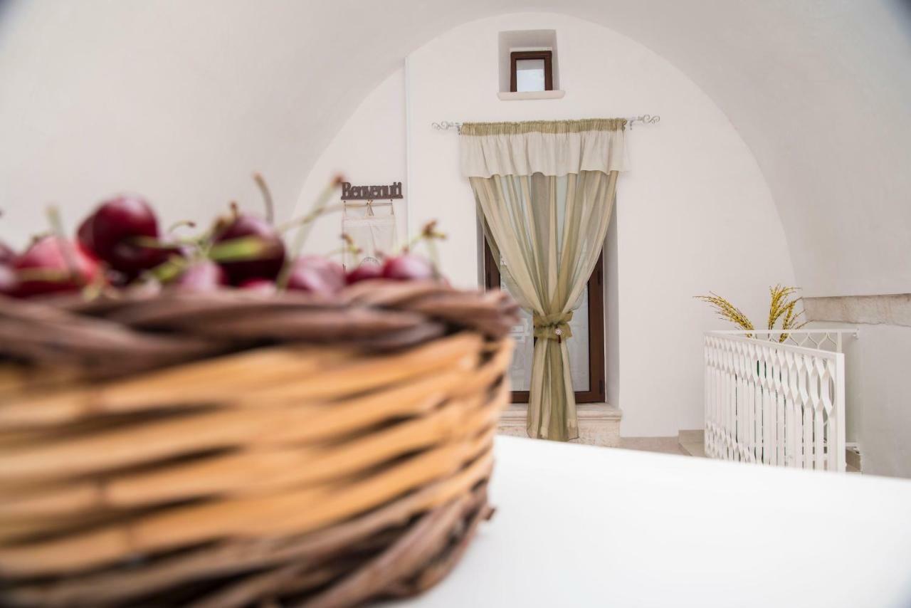 B&B A Due Passi Мартина-Франка Экстерьер фото
